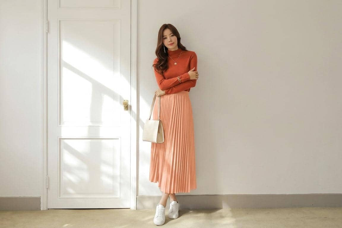 atasan warna terracotta cocok dengan bawahan warna apa