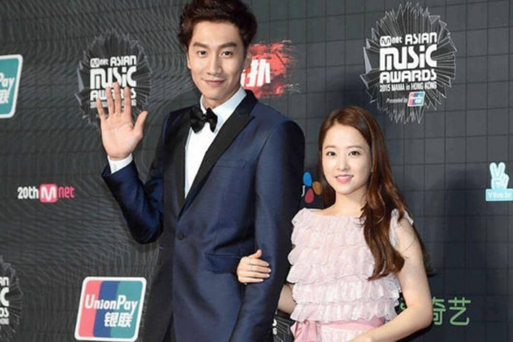 Park Bo Young Lee Kwang Soo.jpg