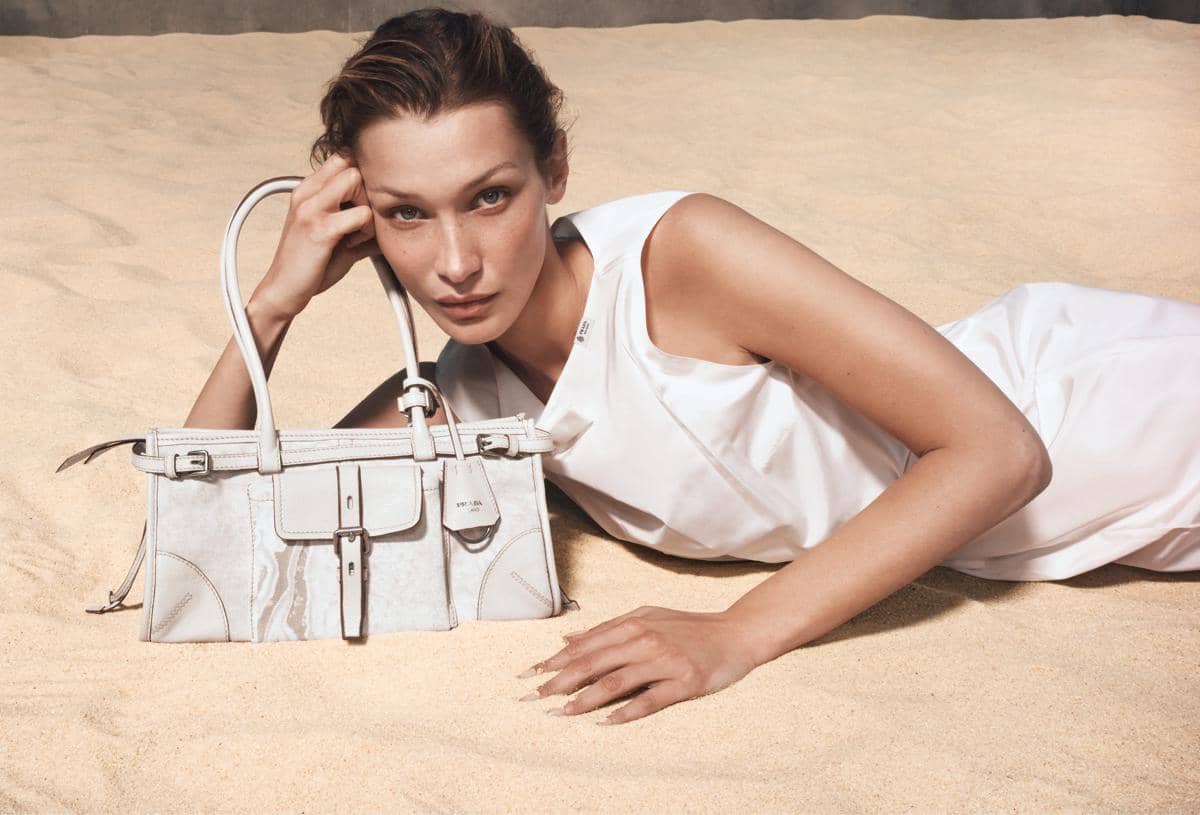 Prada “Days of Summer” 2026 Bawa Nuansa Urban Beach ke Kota