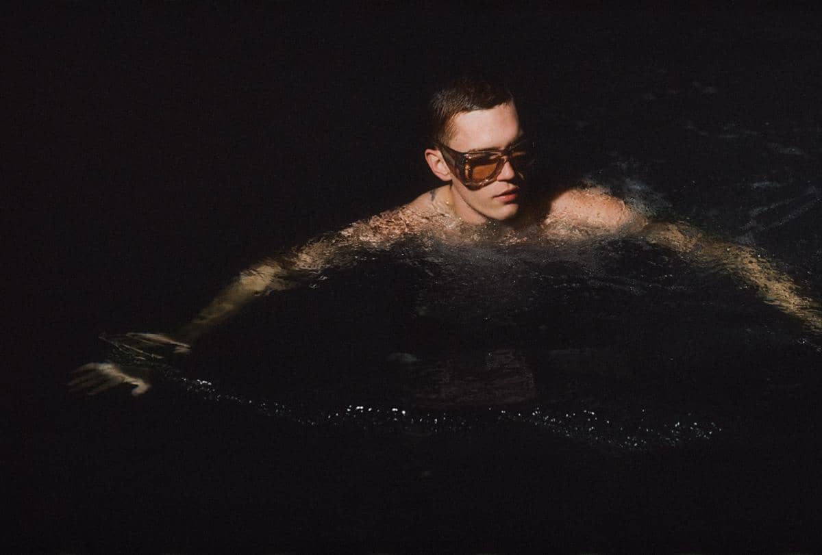 SAINT LAURENT_MAY_HIGHLIGHT_SUMMER26_01_HR.jpg