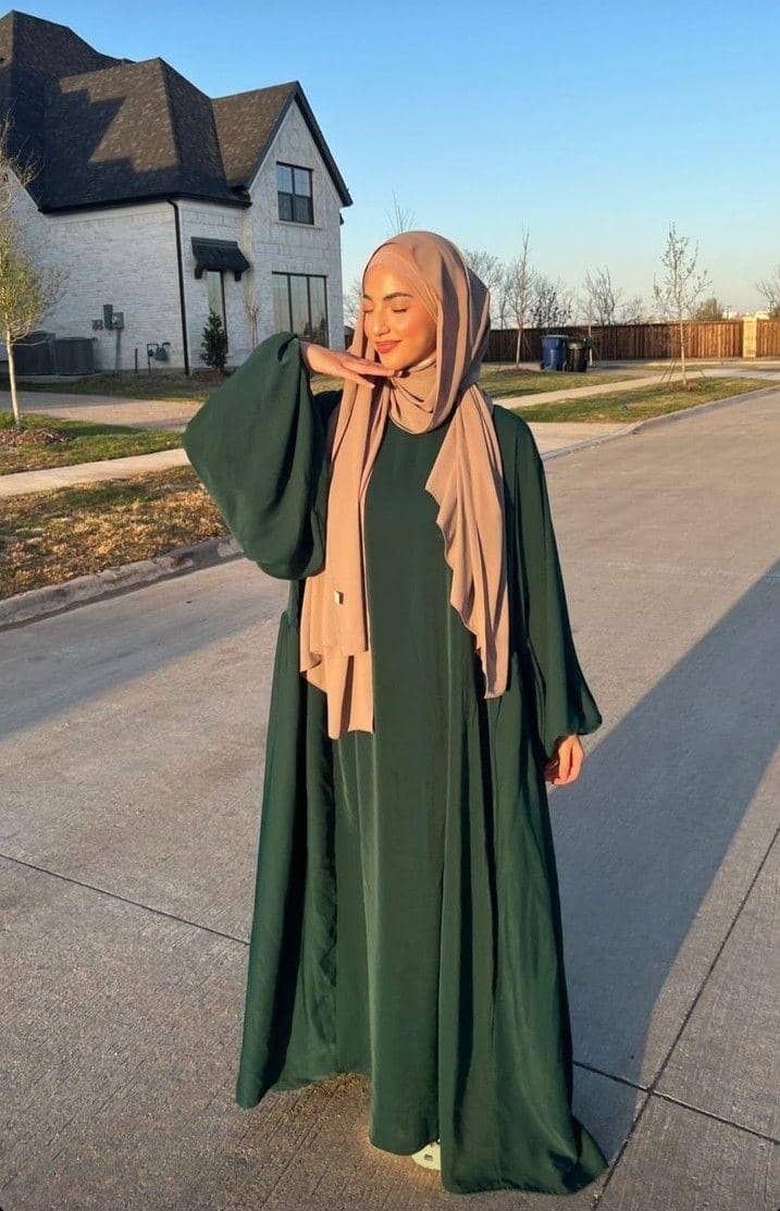 instagram.com/luckyzaina