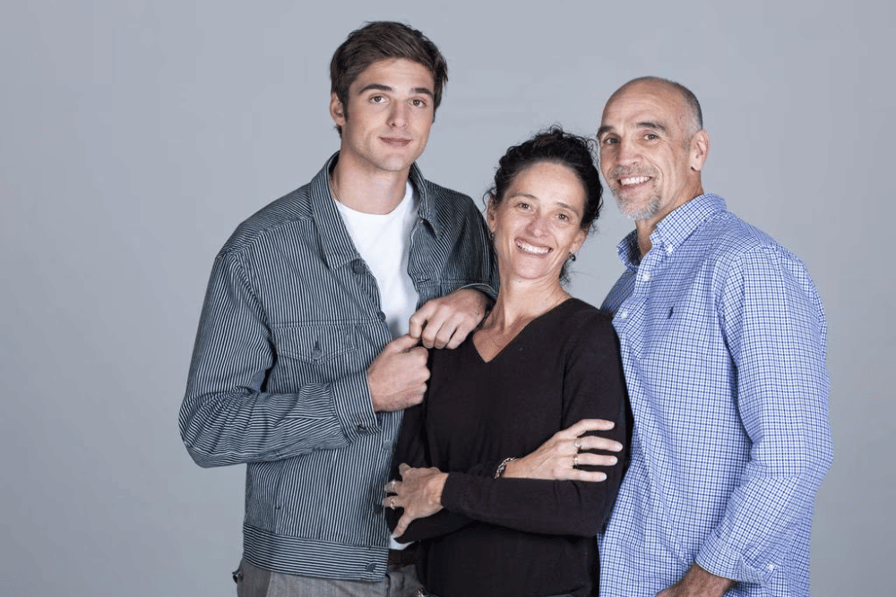 Jacob Elordi dan orang tuanya