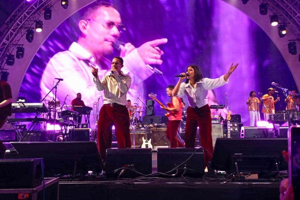 MALIQ & D'Essentials