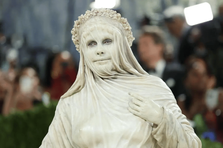 Deretan Artis yang Gayanya Bikin Pangling di Met Gala 2026