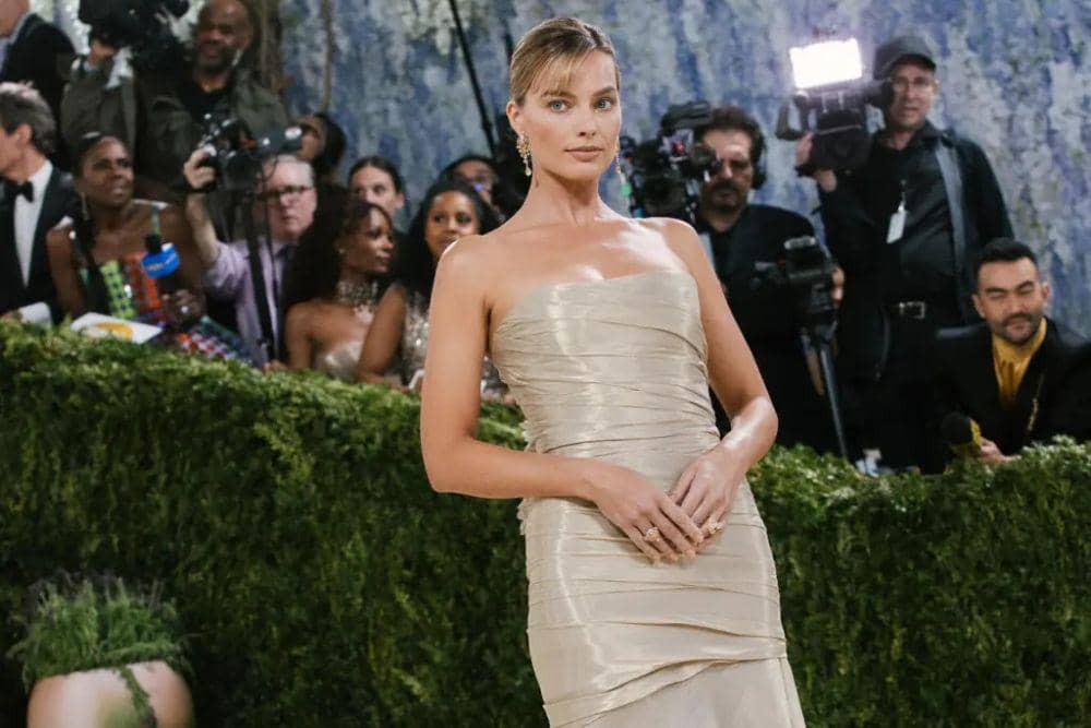 margot robbie 1.jpg