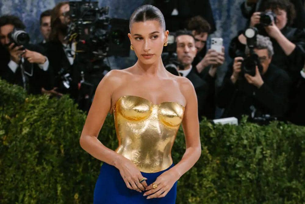 hailey bieber 1.jpg