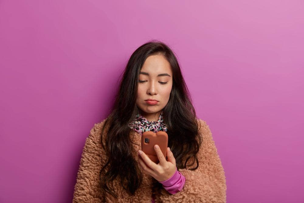Kenapa Secret Admirer Sering Berakhir Patah Hati