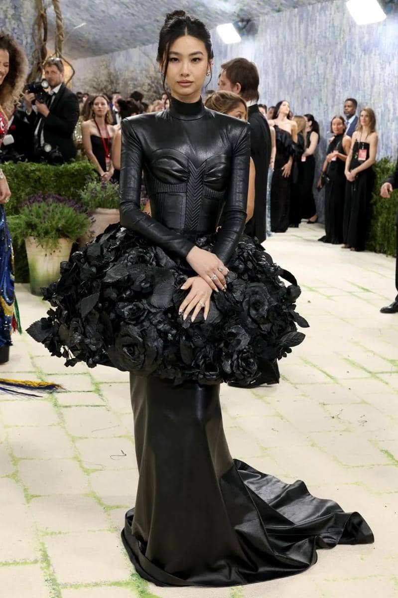 Jung Ho-yeon di Met Gala 2026