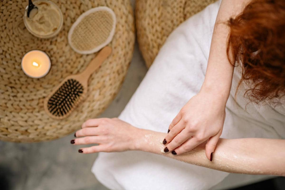 5 Tips Memakai Body Scrub agar Tidak Membuat Kulit Kering