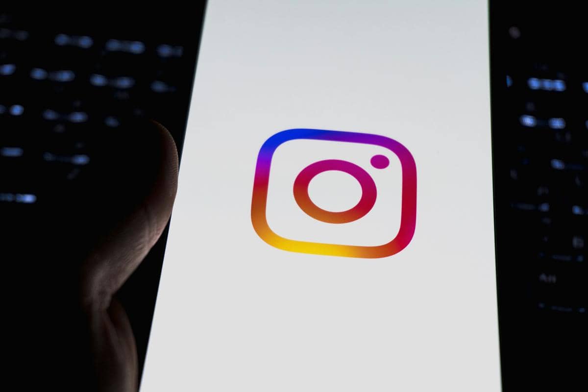 ilustrasi Instagram