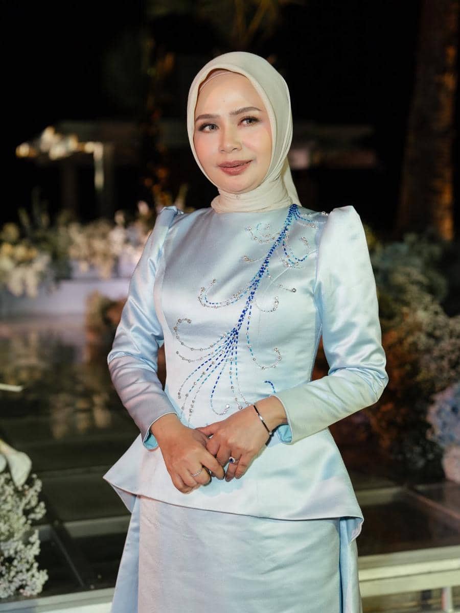 baju pesta hijab 