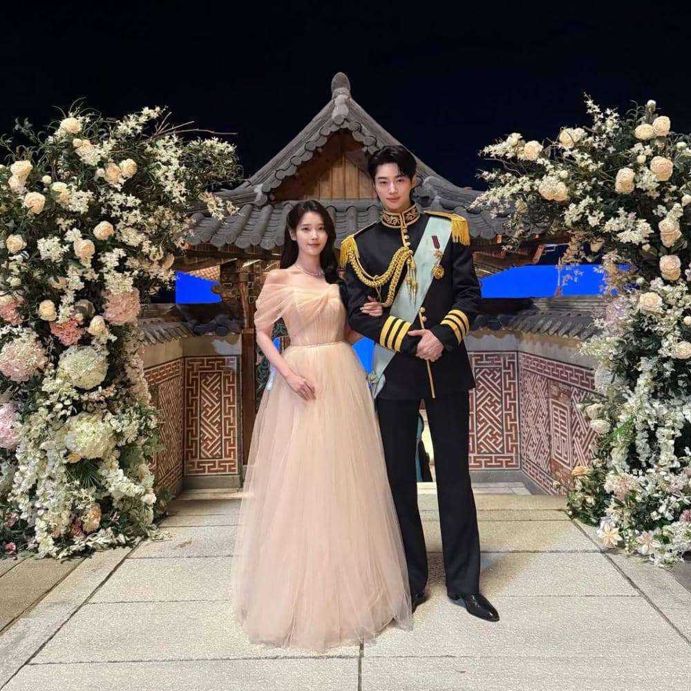 IU dan Byeon Woo Seok