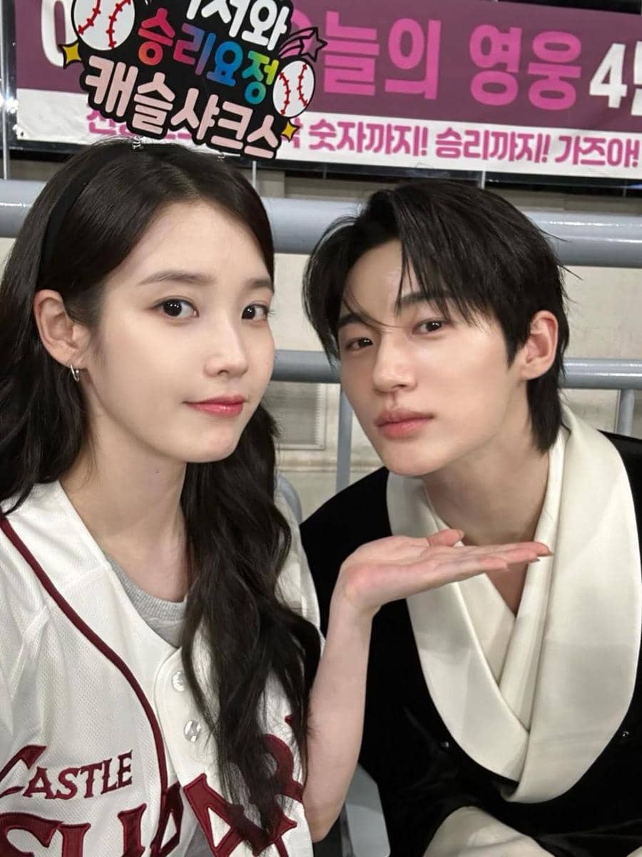 IU dan Byeon Woo Seok