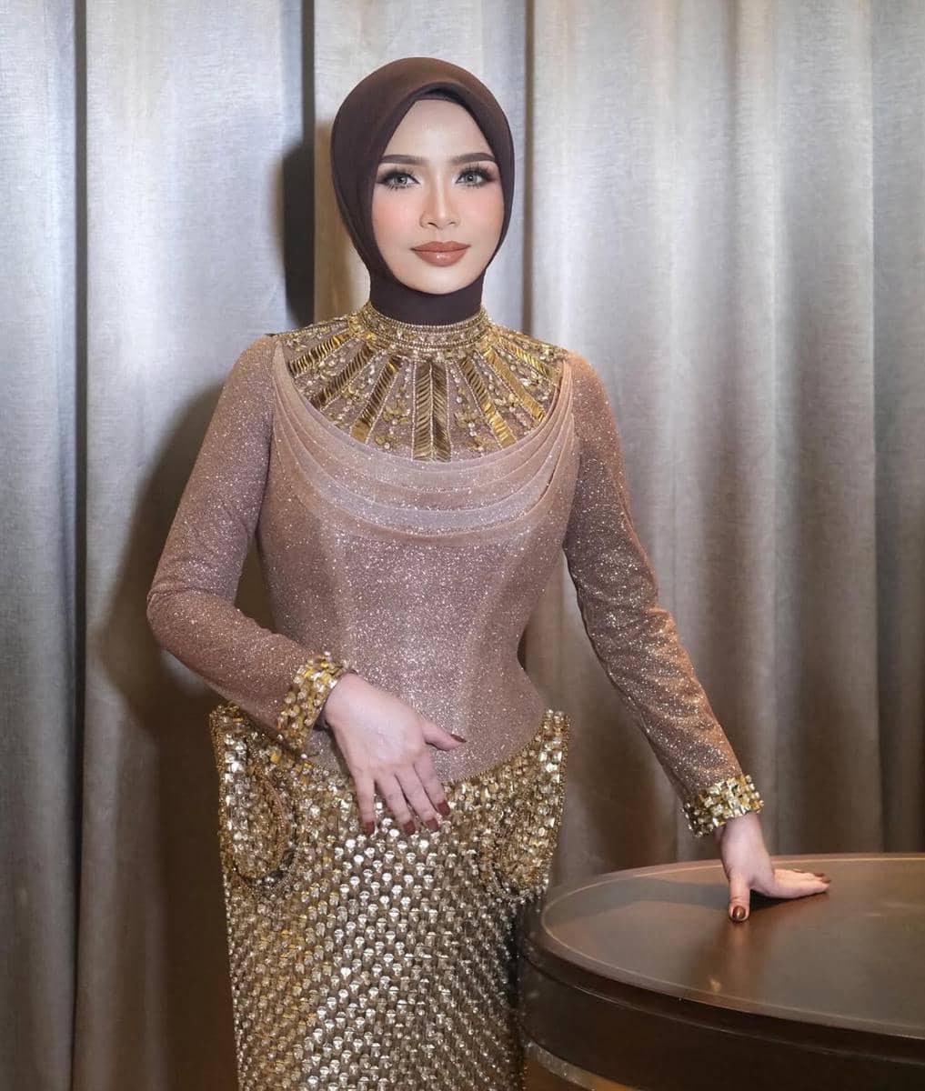 baju pesta hijab 