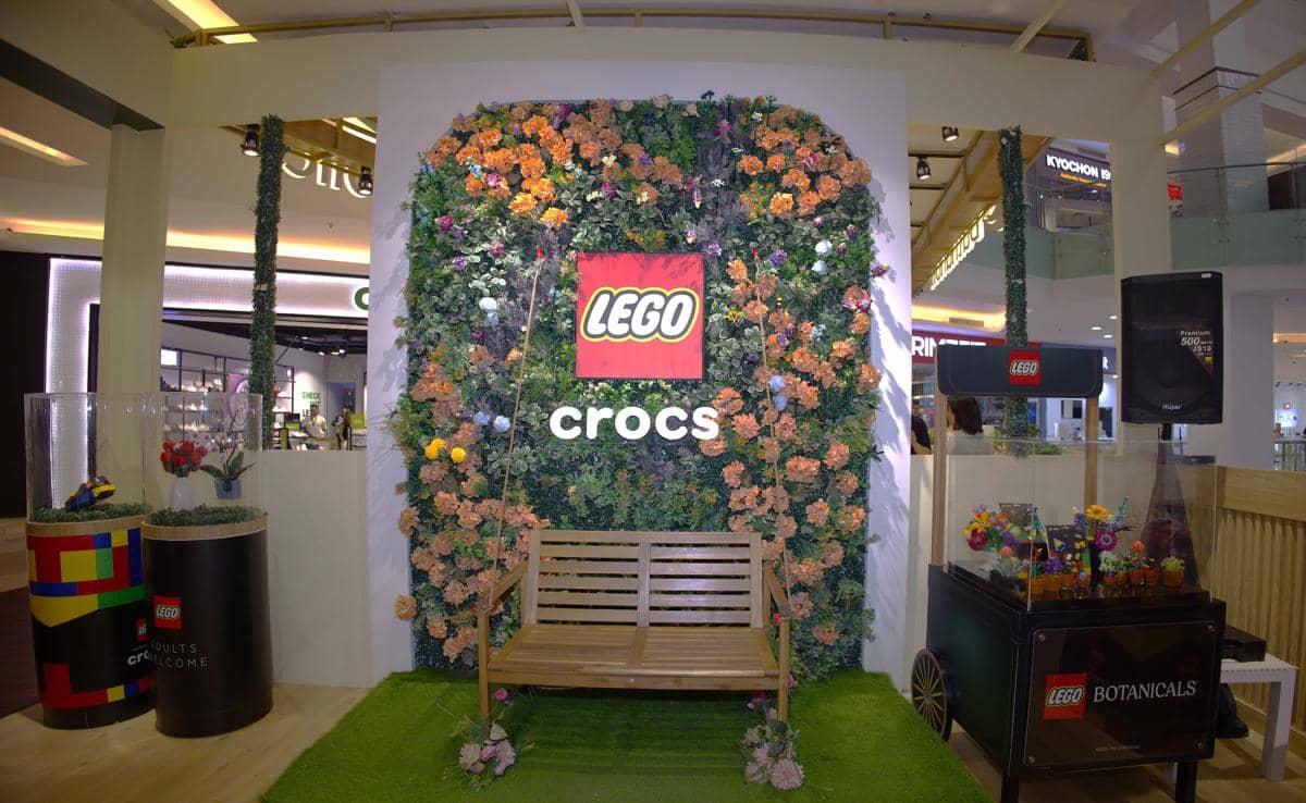 Botanical Garden LEGO. Gandaria City Mall #2.jpg