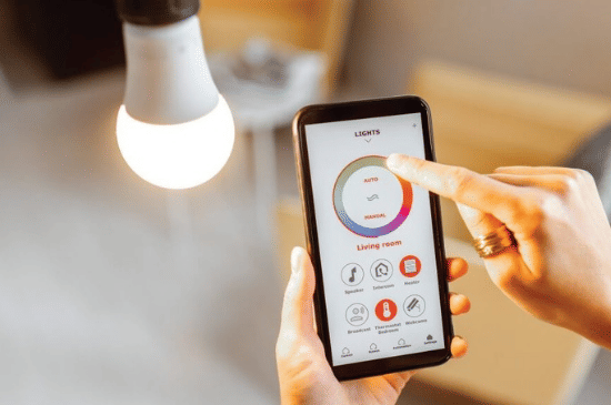 7 Rekomendasi Lampu yang Bisa Diatur dari HP, Multifungsi dan Simpel