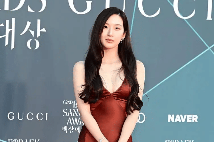 Gaya yang Curi Perhatian di Red Carpet Baeksang Arts Awards 2026