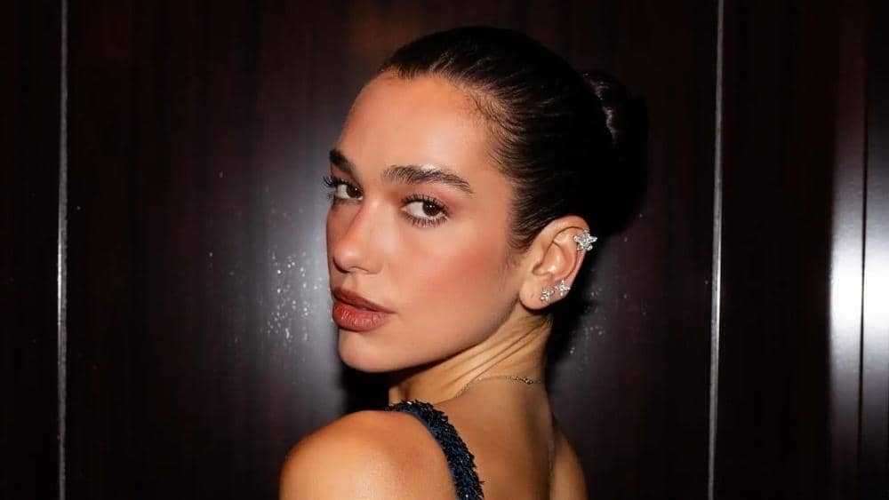 Dua Lipa 2.jpg