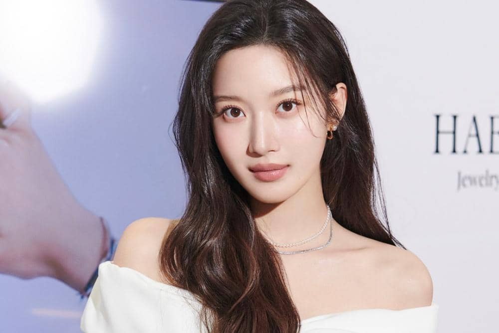 Moon Ga Young