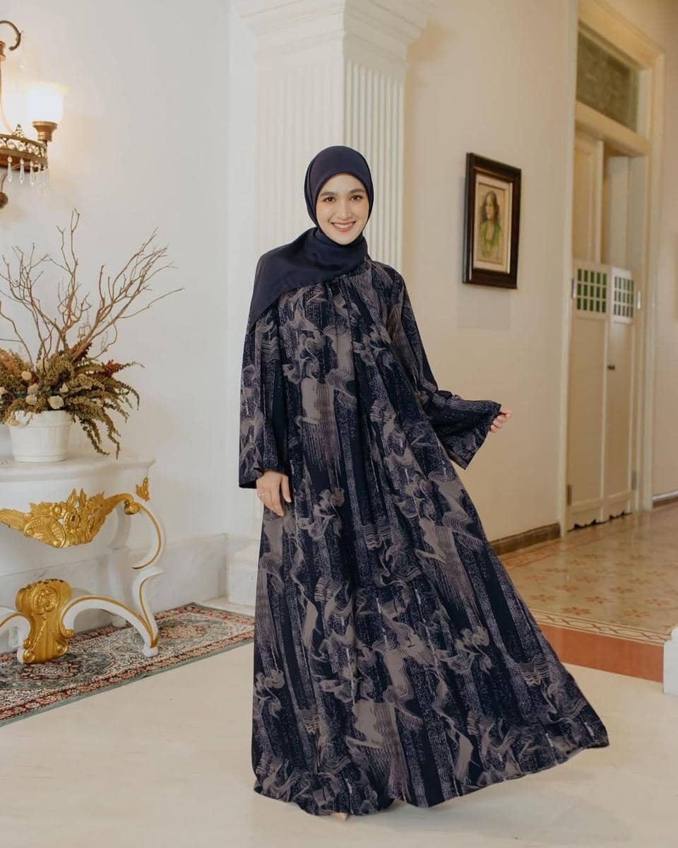warna jilbab yang mencerahkan wajah