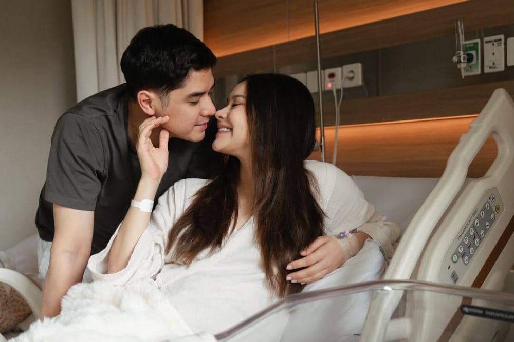 Kelahiran Anak Pertama Alyssa Daguise dan Al Ghazali