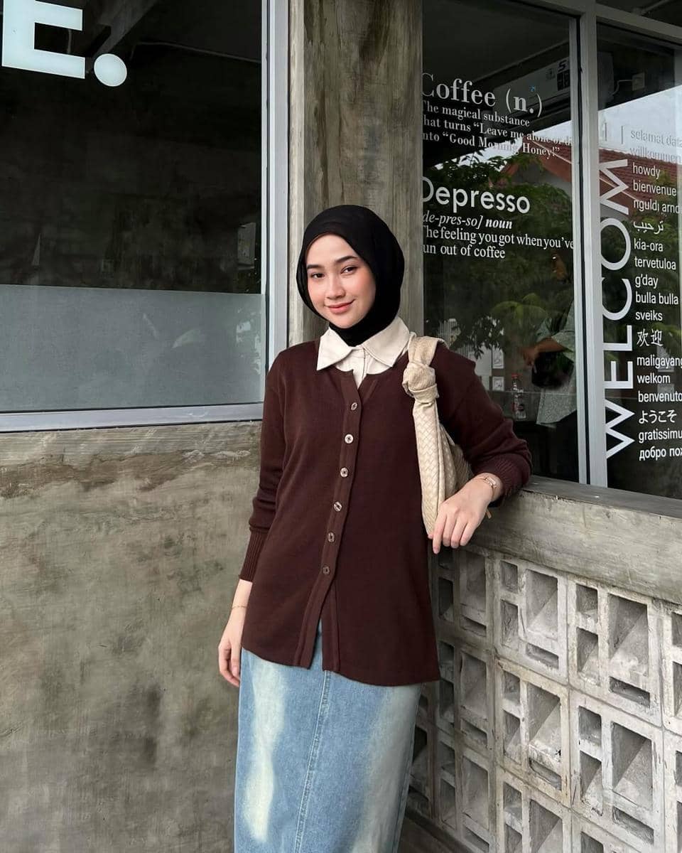 warna jilbab yang mencerahkan wajah
