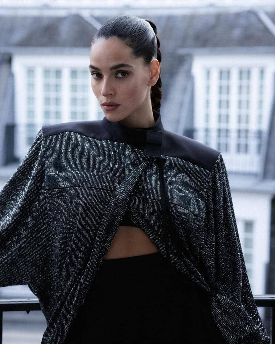 Adria Arjona