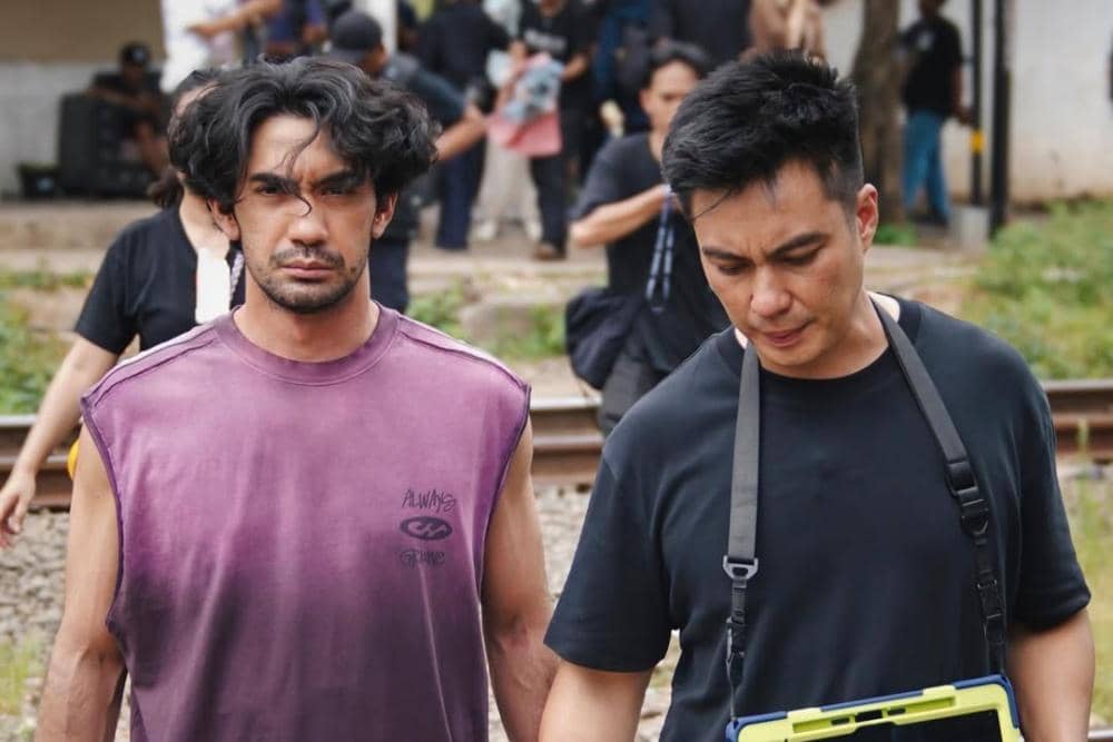 Sebuah perjalanan tidak selalu tentang ke mana kita pergi, tapi kepada siapa kita kembali. Menya.jpg