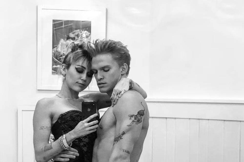 Miley Cyrus dan Cody Simpson