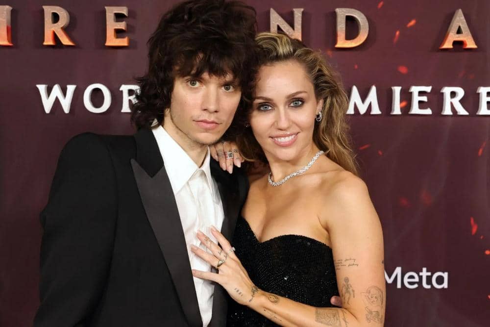Miley Cyrus dan Maxx Morando