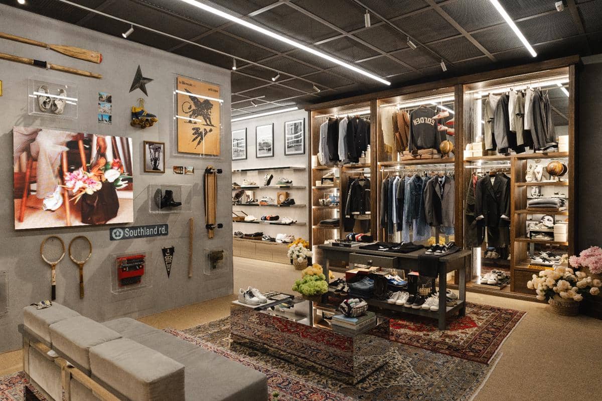 Golden Goose_Plaza Senayan Store_Inside_03.jpg
