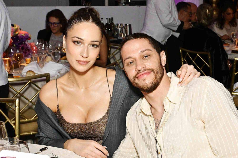 Pete Davidson dan Elsie Hewitt