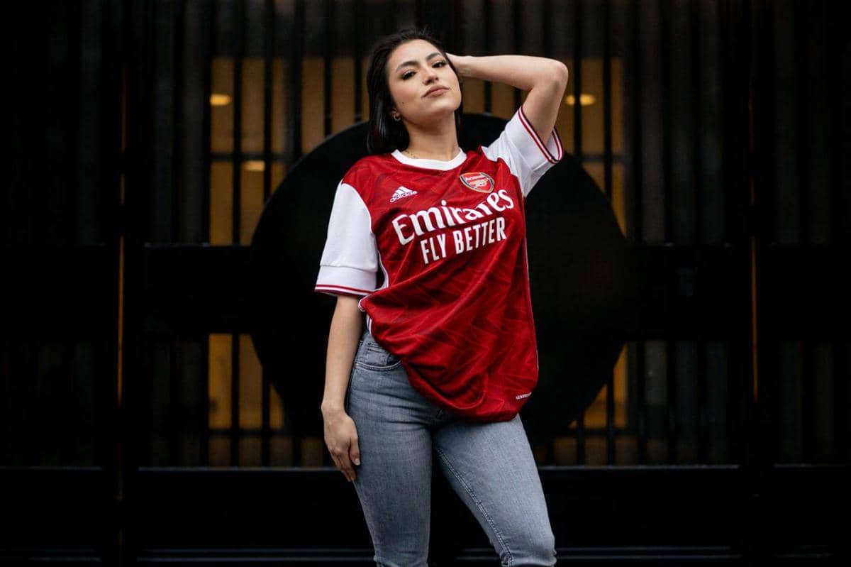 8 Inspirasi Outfit Nonton Piala Dunia 2026 yang Fashionable