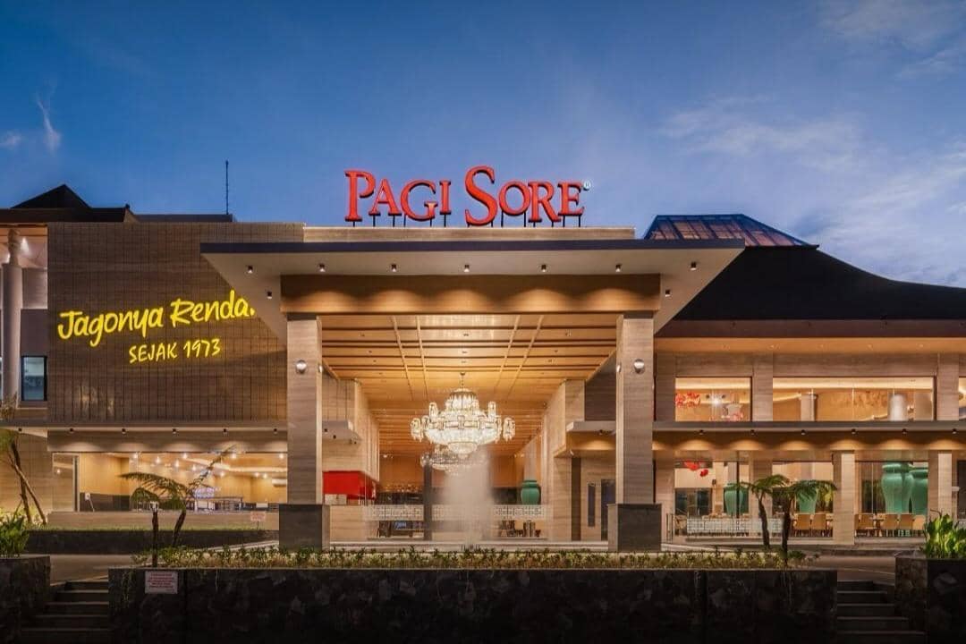 Siapa Pemilik Pagi Sore? Rumah Makan Padang yang Terkenal