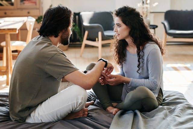 Mengenal Slow Burn Relationship, Saat Hubungan Tumbuh Perlahan