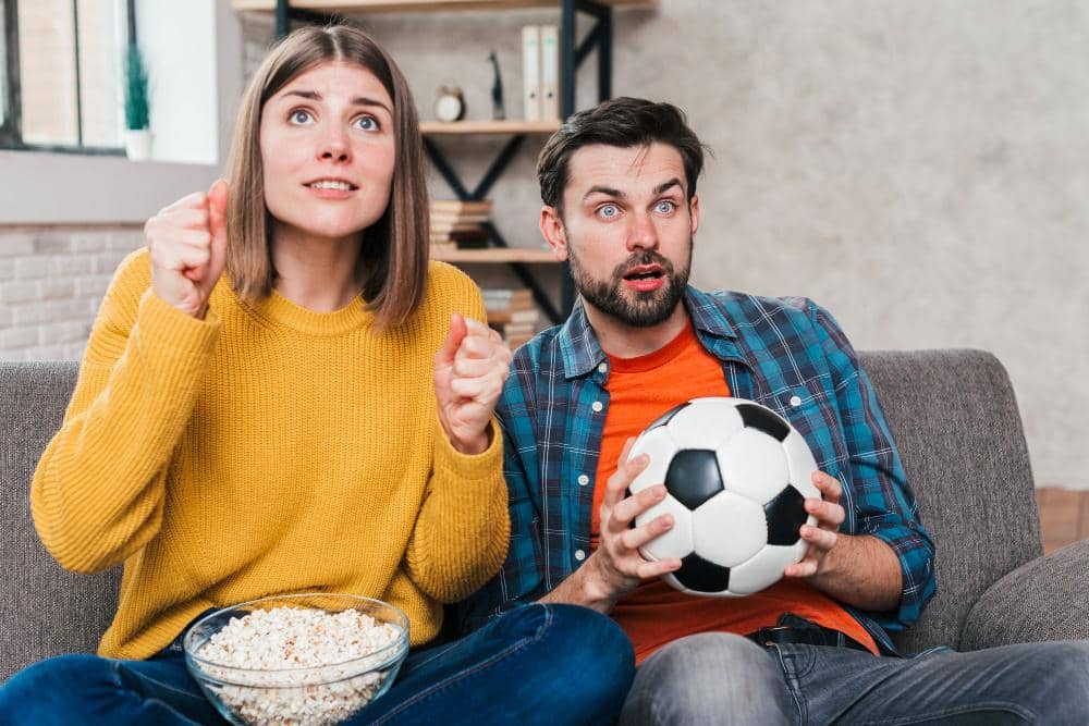Caption Couple Tema Sepak Bola