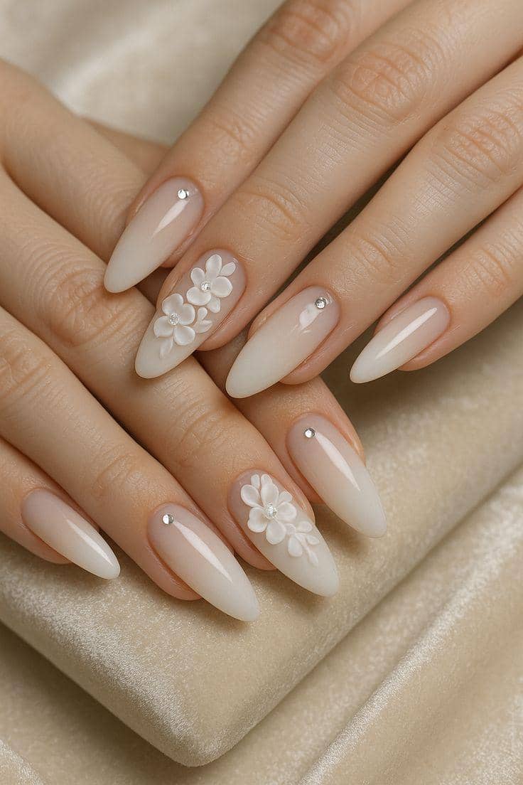 inspirasi nail art milky white