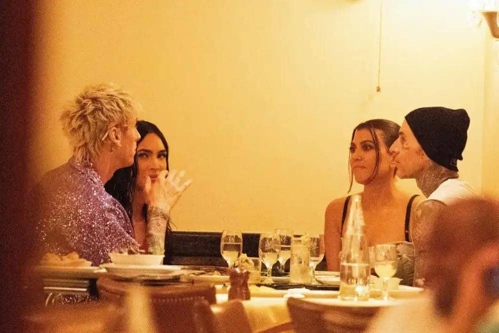 Kourtney Kardashian & Travis Barker ─ Megan Fox & Machine Gun Kelly