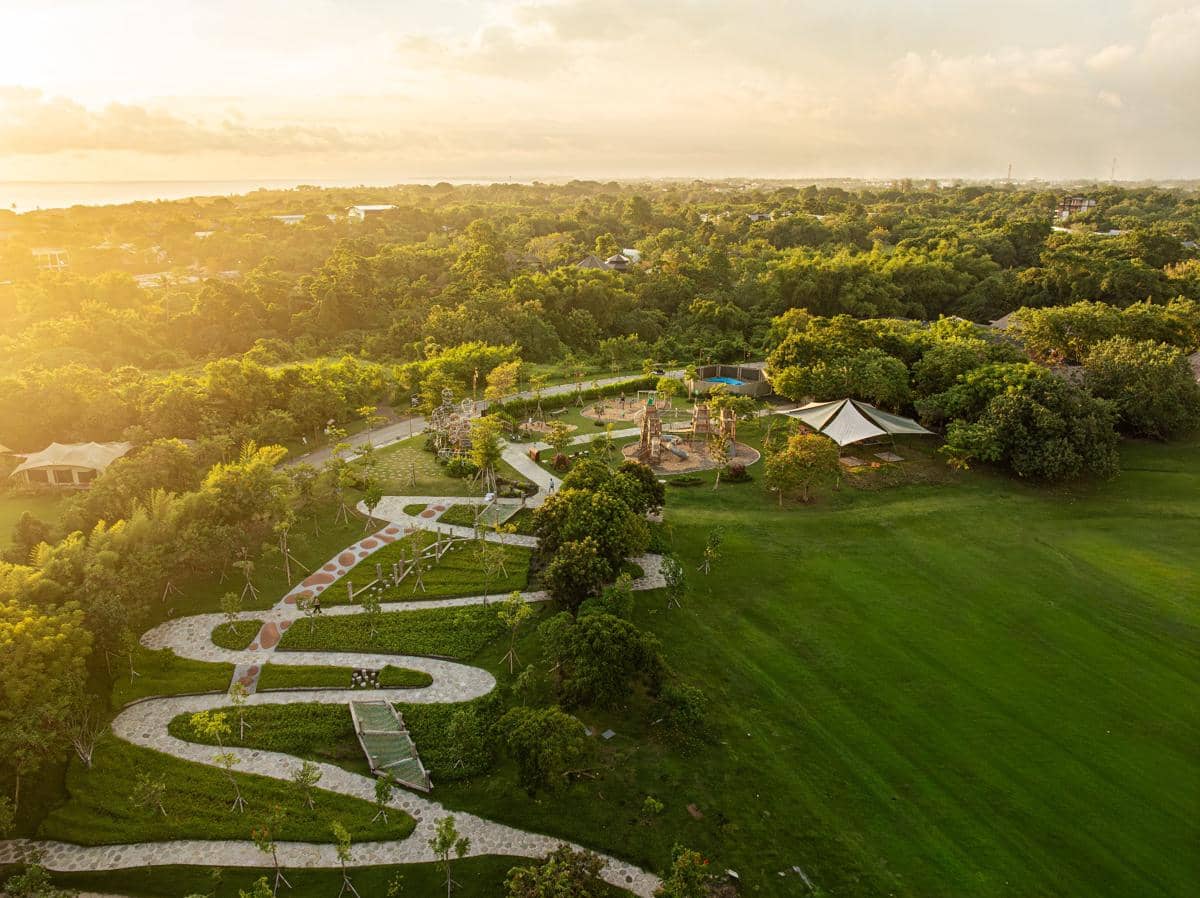 Nuanu Park Bird-eye View.jpg