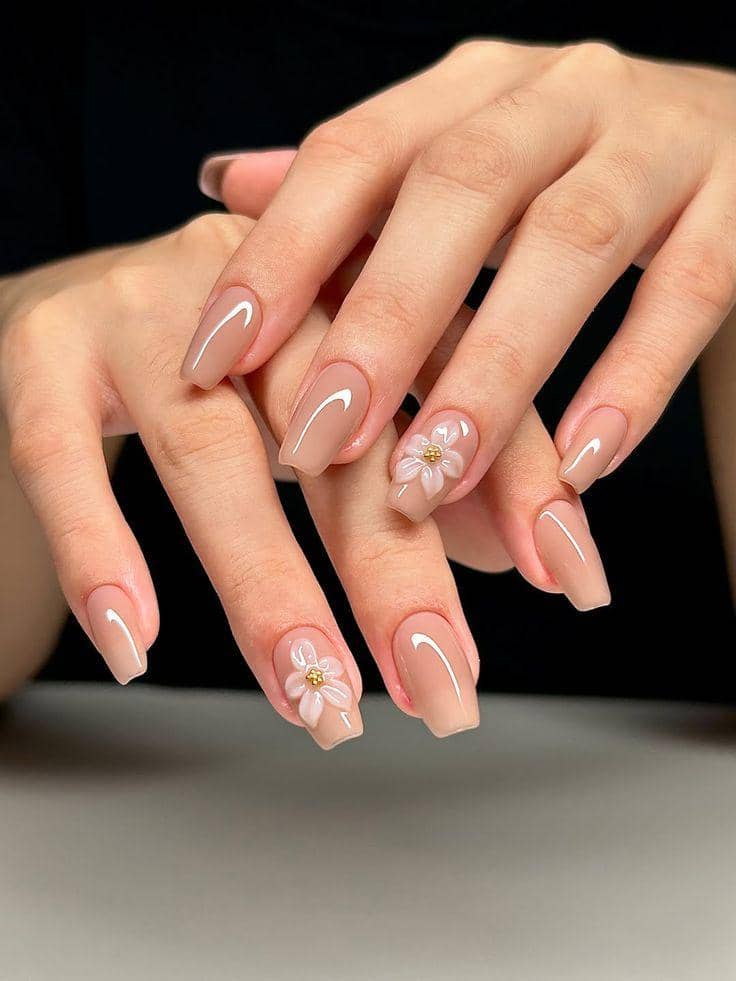 inspirasi nail art nuansa nude