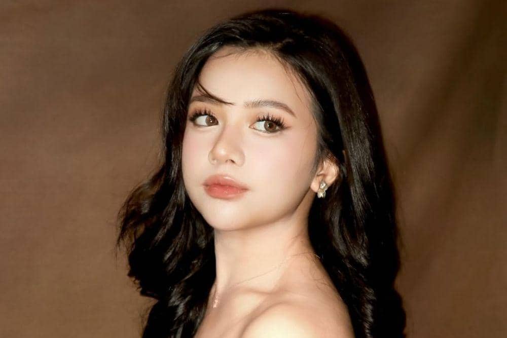 Beauty Look Diva Azzura, Tampil Fresh dengan Berbagai Gaya Makeup