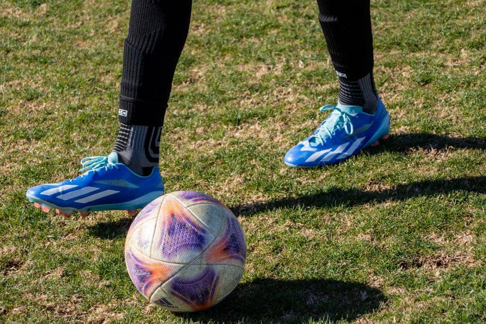 hadiah untuk pacar pecinta sepak bola