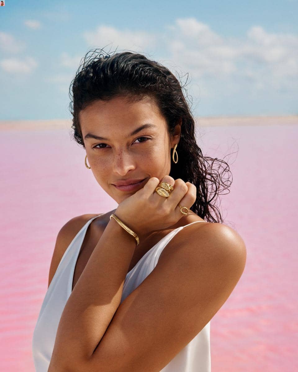 HIGH_RGB_2026Q2D_platform_summer_go_awa_be_essence_model_image_02_RGB.jpg