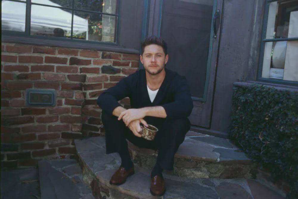 Lirik Lagu "End of an Era" - Niall Horan, Tribute Menyentuh untuk Liam Payne