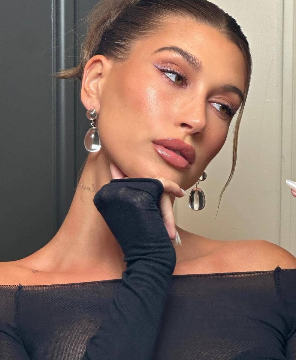 Hailey Bieber