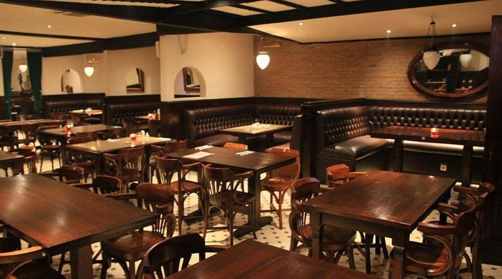 restoran nobar couple friendly