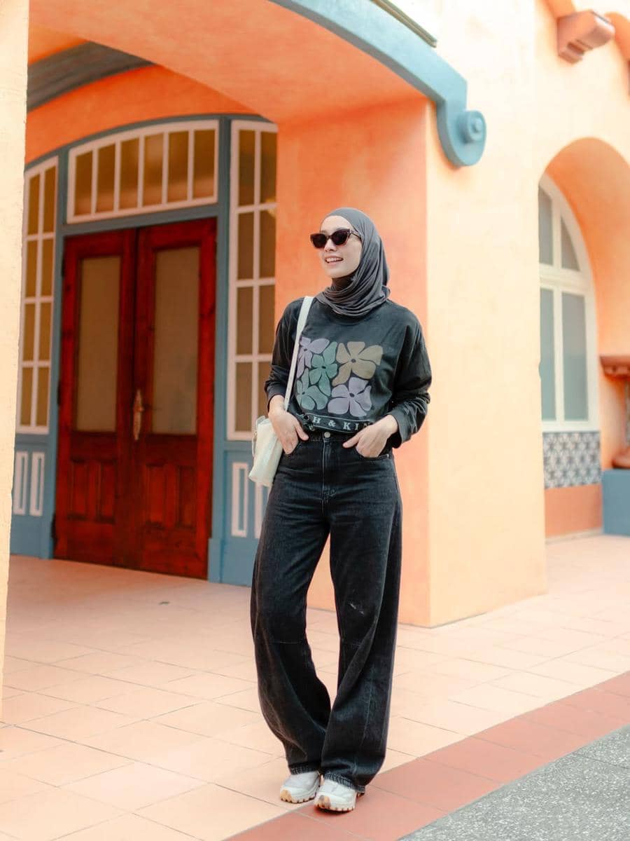 outfit nonton bola hijab aesthetic