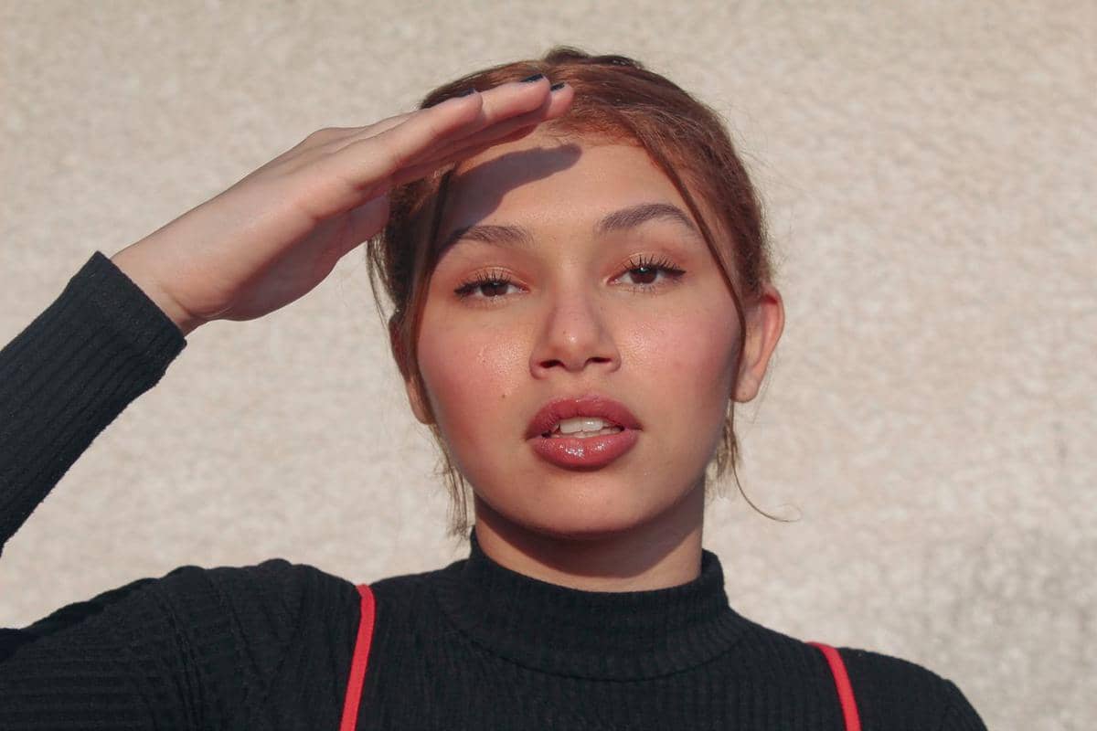 5 Cara Menjaga Makeup Tetap On Point Meski Berkeringat