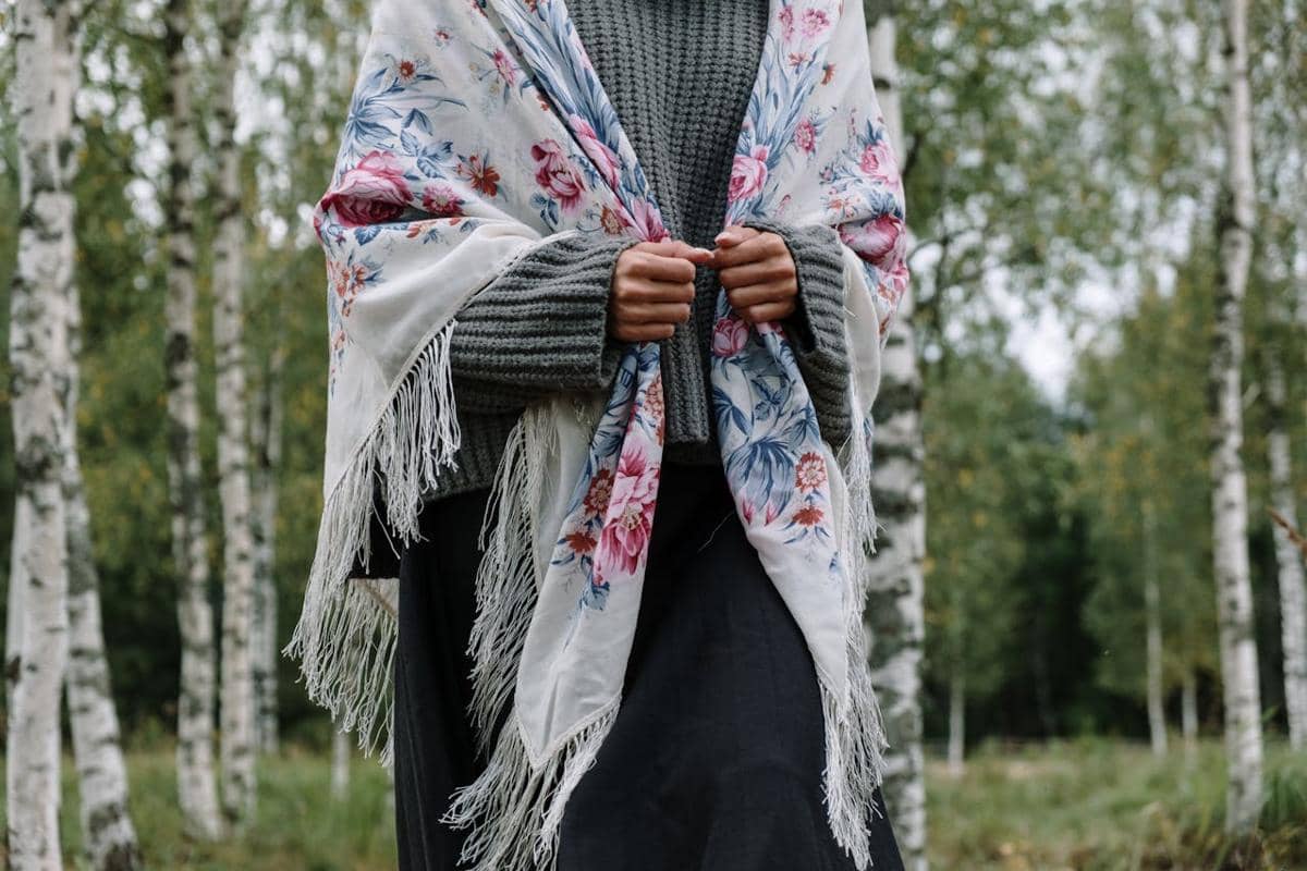 Tips layering scarf