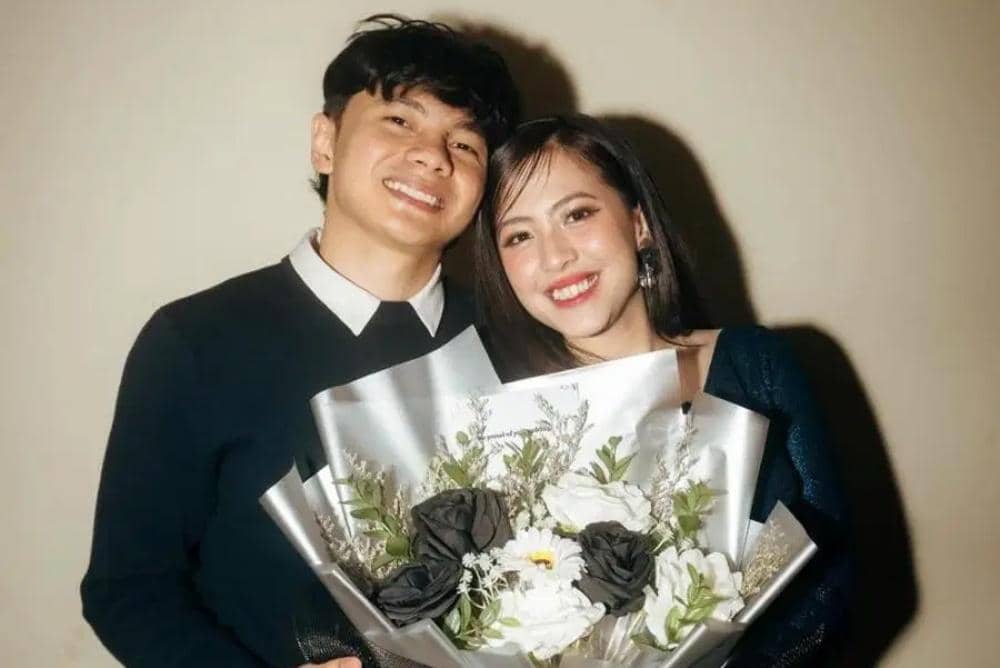 Kisah Cinta Adhisty Zara dan Tsaqib